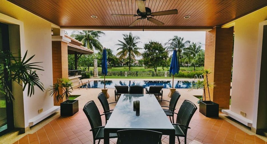 Villa en alquiler de 4 habitaciones en Thalang, Phuket