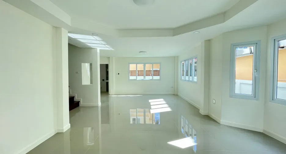 Haus zum Kauf mit 3 Zimmer in Nakhon Chai Si, Nakhon Pathom