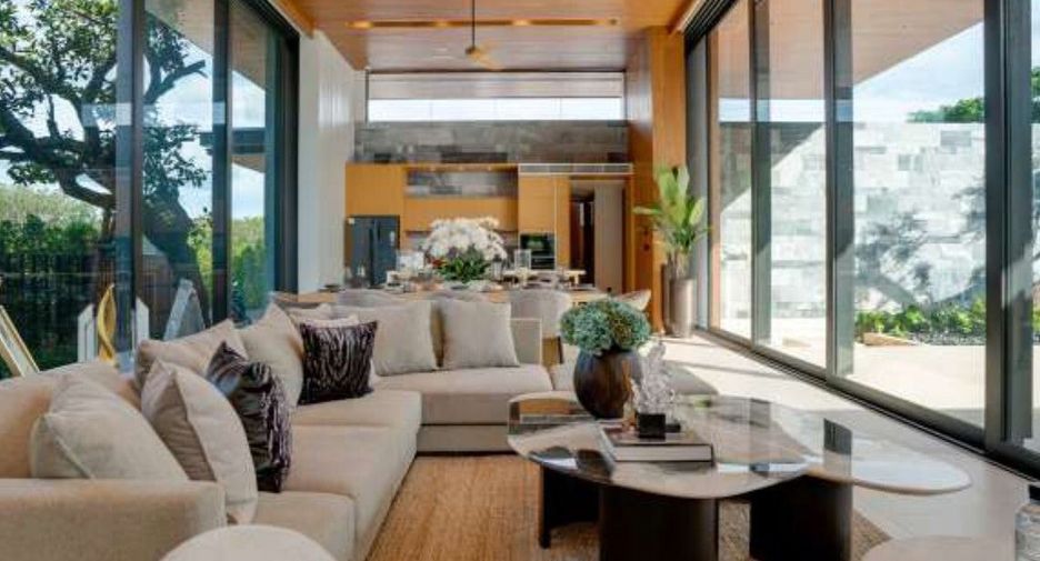 For sale 4 bedrooms villa in Thalang, Phuket