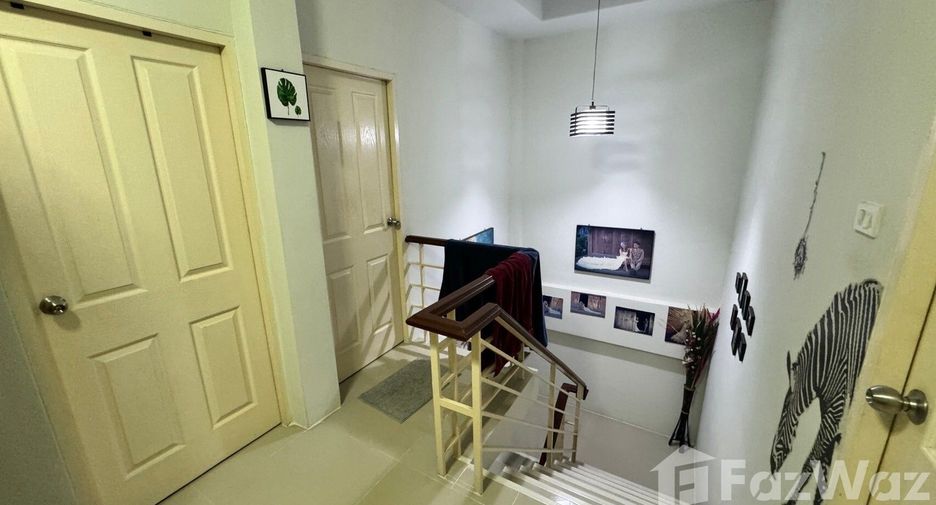For sale 3 bedrooms townhouse in Lat Krabang, Bangkok