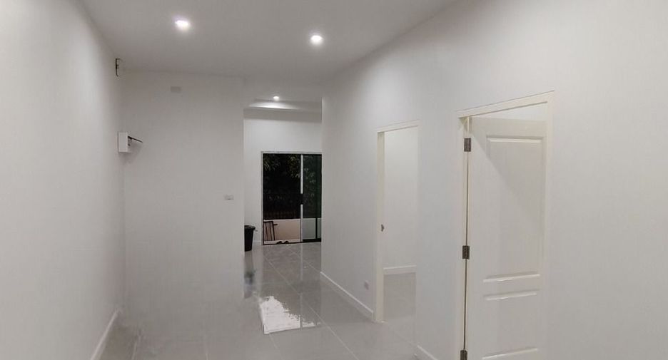 Haus zum Kauf mit 3 Zimmer in Si Racha, Chonburi