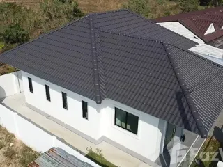Haus zum Kauf mit 3 Zimmer in Si Racha, Chonburi