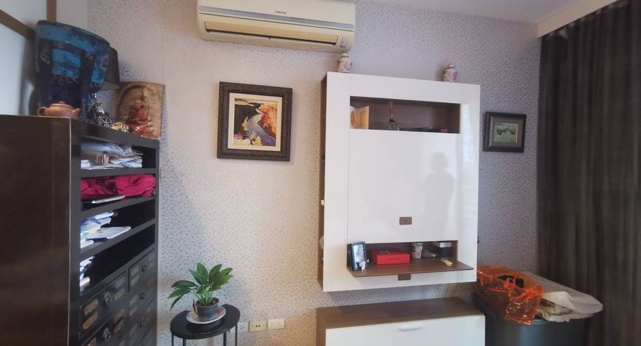 For sale 1 bed condo in Khlong San, Bangkok