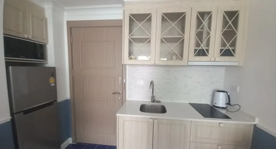 For sale 1 bed condo in Bang Lamung, Chonburi