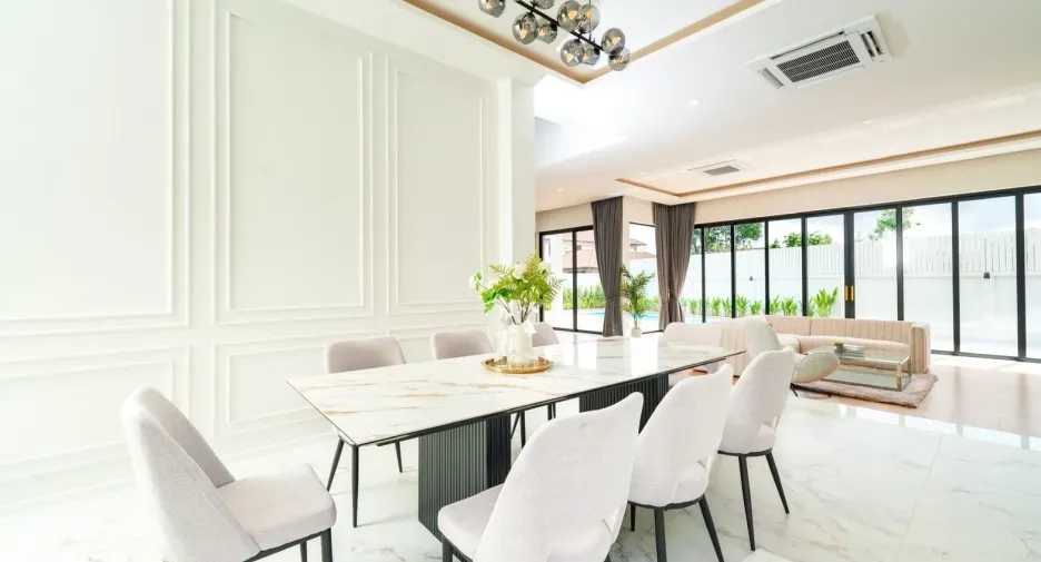 Villa zum Kauf mit 4 Zimmer in Mueang Phuket, Phuket