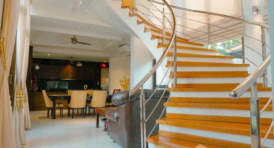 For sale 4 bedrooms villa in Bang Lamung, Chonburi