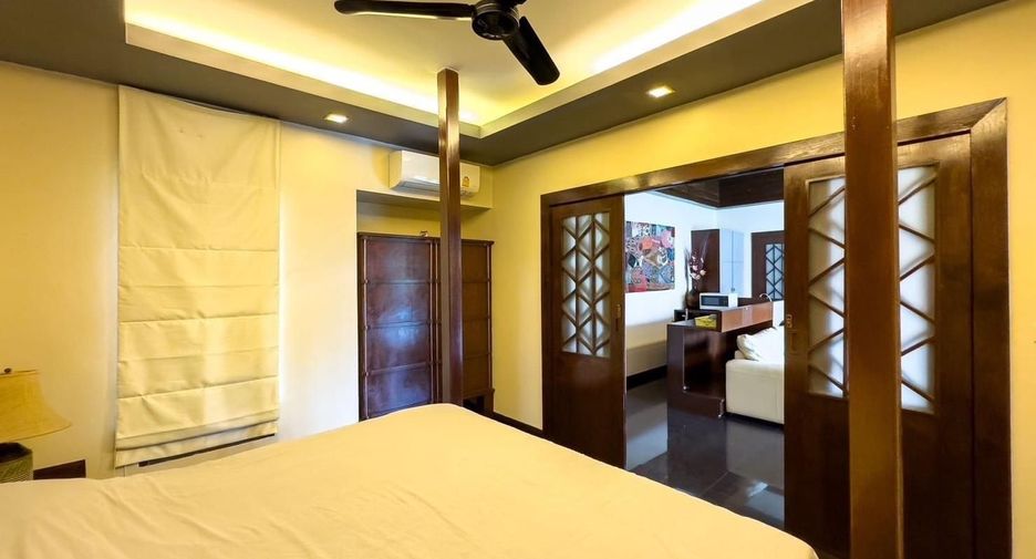 For sale 4 bedrooms villa in Bang Lamung, Chonburi