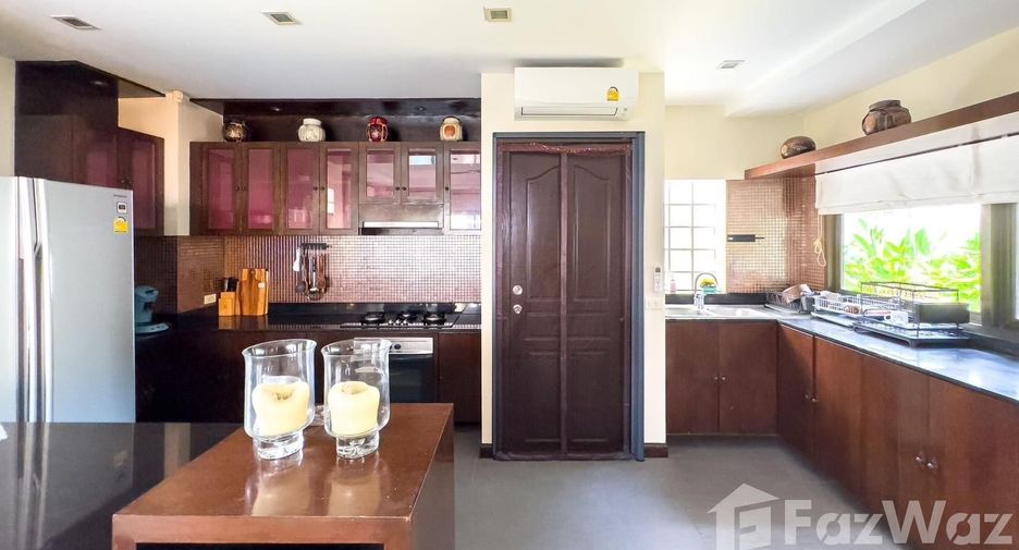 For sale 4 bedrooms villa in Bang Lamung, Chonburi
