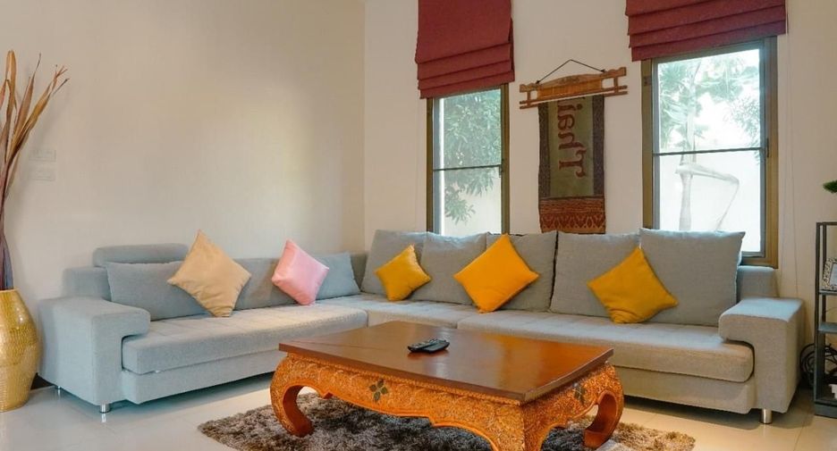 For sale 4 bedrooms villa in Bang Lamung, Chonburi