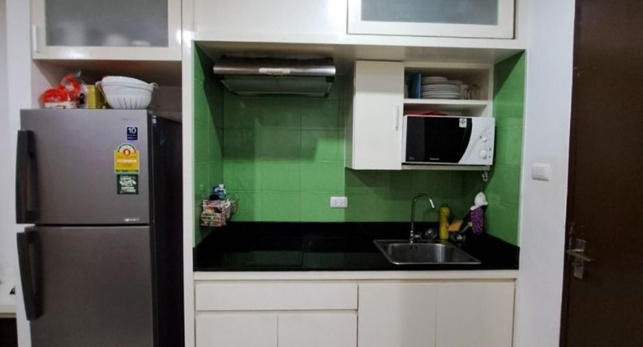 For sale 1 bed condo in Phra Khanong, Bangkok