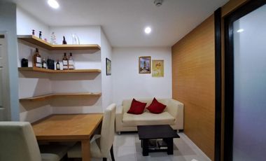 For sale 1 bed condo in Phra Khanong, Bangkok