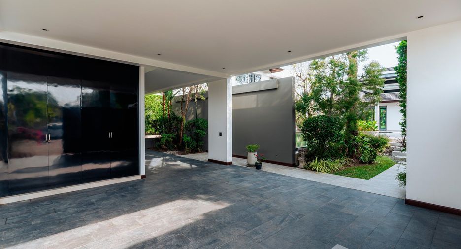 For sale 6 bedrooms villa in Thalang, Phuket