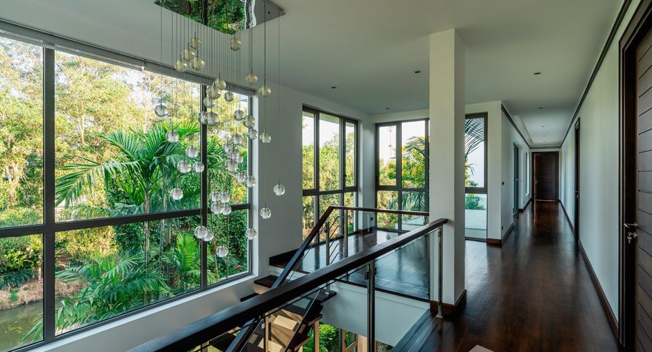 For sale 6 bedrooms villa in Thalang, Phuket