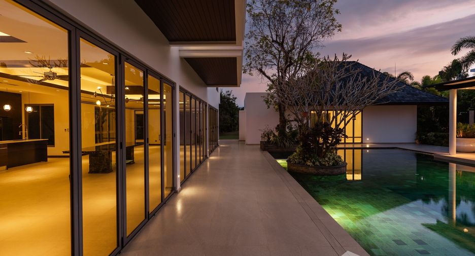 For sale 6 bedrooms villa in Thalang, Phuket