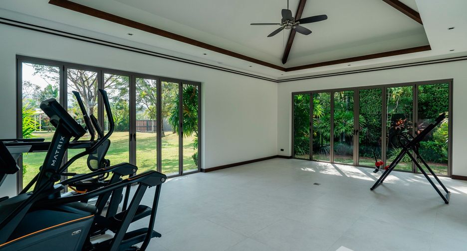 For sale 6 bedrooms villa in Thalang, Phuket