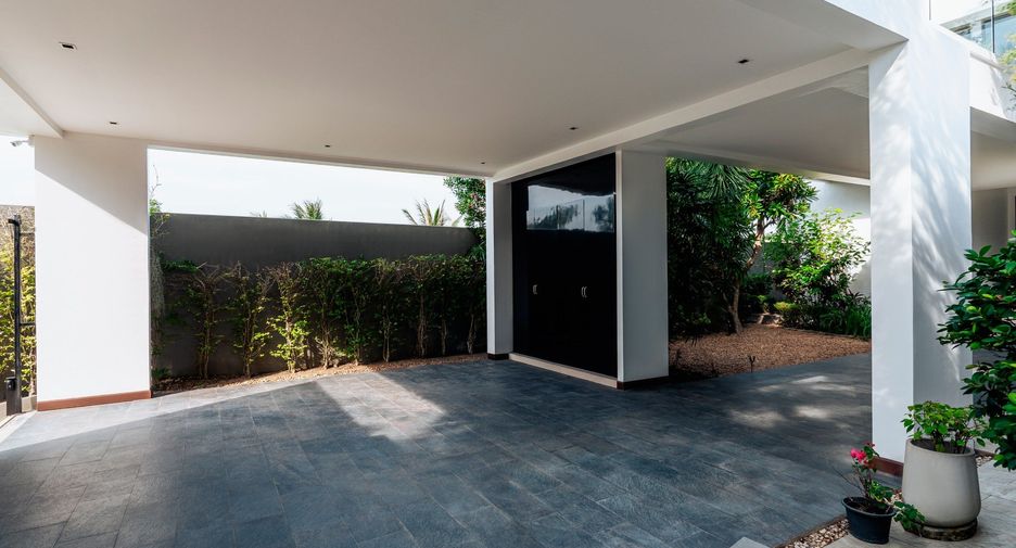 For sale 6 bedrooms villa in Thalang, Phuket