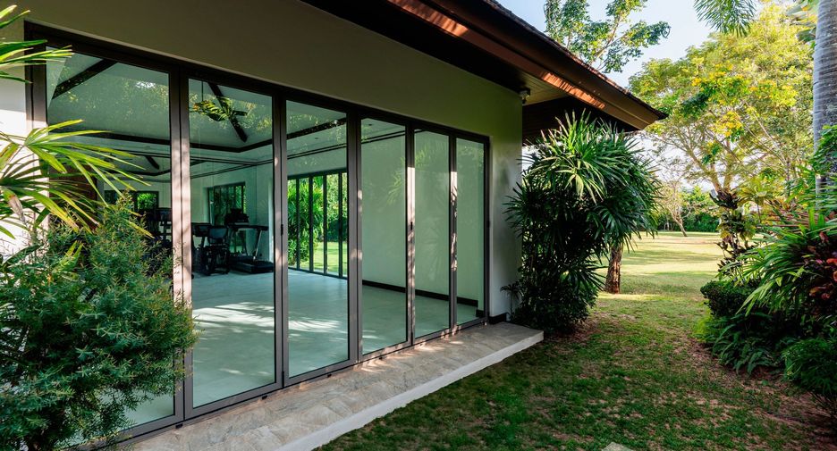For sale 6 bedrooms villa in Thalang, Phuket