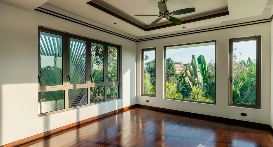 For sale 6 bedrooms villa in Thalang, Phuket