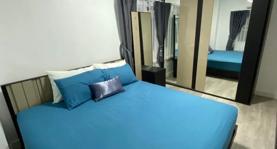 For rent 3 bedrooms townhouse in Mueang Nonthaburi, Nonthaburi
