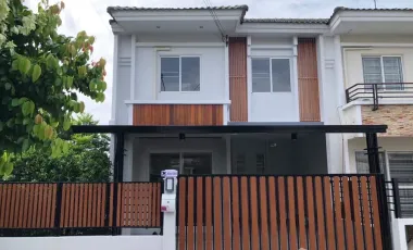 出租 3 卧室 联排别墅 在 Mueang Nonthaburi, Nonthaburi