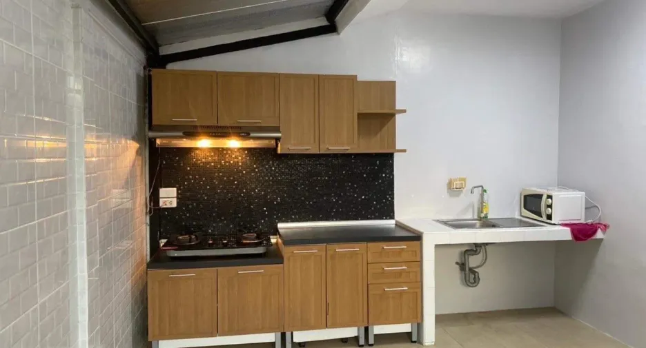 For rent 3 bedrooms townhouse in Mueang Nonthaburi, Nonthaburi