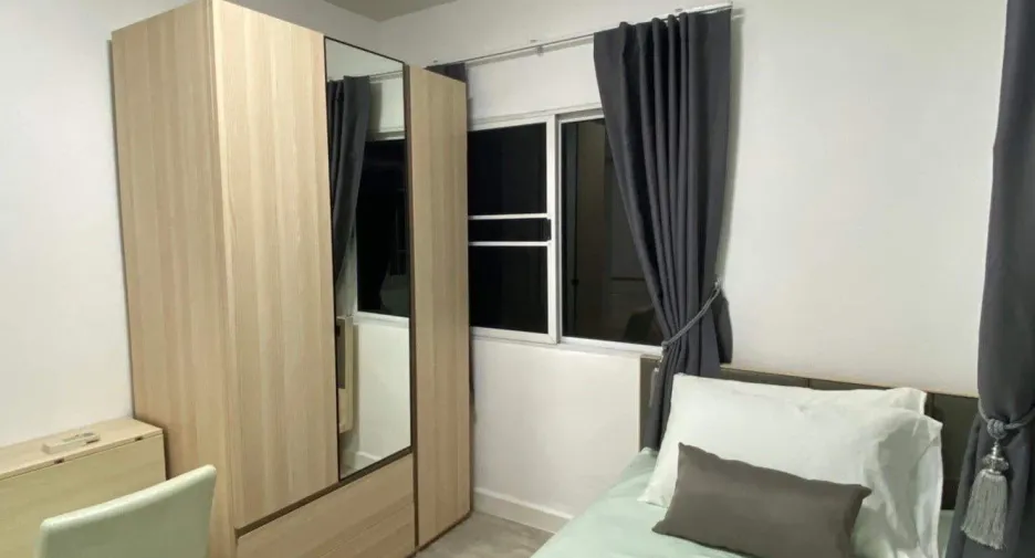 For rent 3 bedrooms townhouse in Mueang Nonthaburi, Nonthaburi