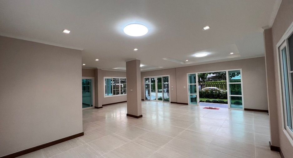 For sale 4 bedrooms house in Thawi Watthana, Bangkok
