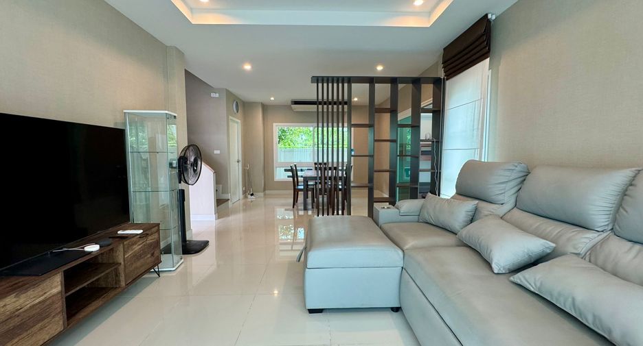 For rent 4 ベッドルーム house in Mueang Phuket, Phuket