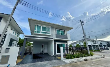 For rent 4 bedrooms house in Mueang Phuket, Phuket