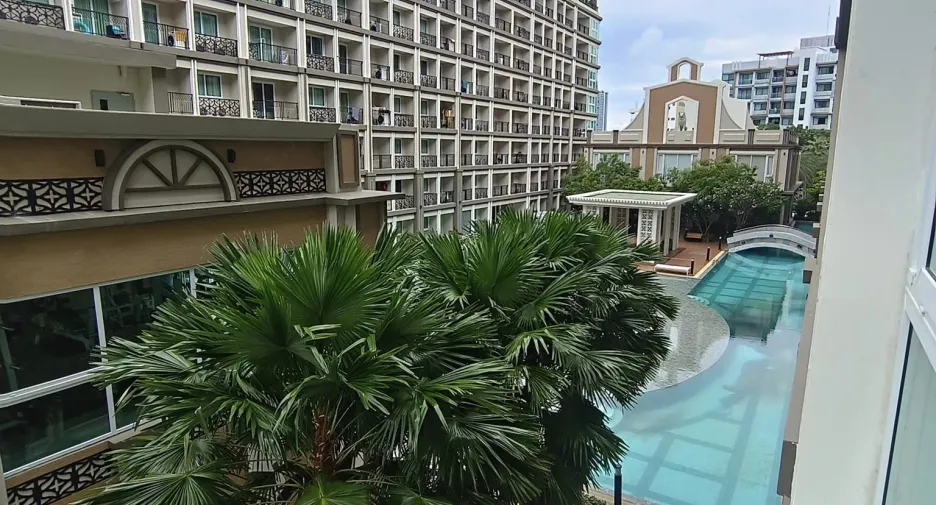 Condo en venta de 2 habitaciones en Bang Lamung, Chonburi