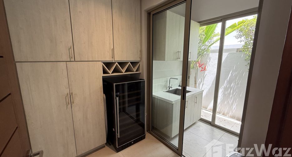 Villa en venta de 4 habitaciones en Thalang, Phuket