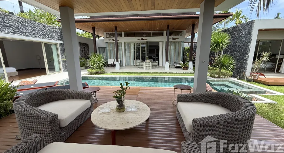 Villa en venta de 4 habitaciones en Thalang, Phuket