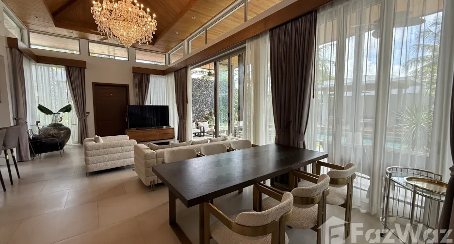 Villa en venta de 4 habitaciones en Thalang, Phuket
