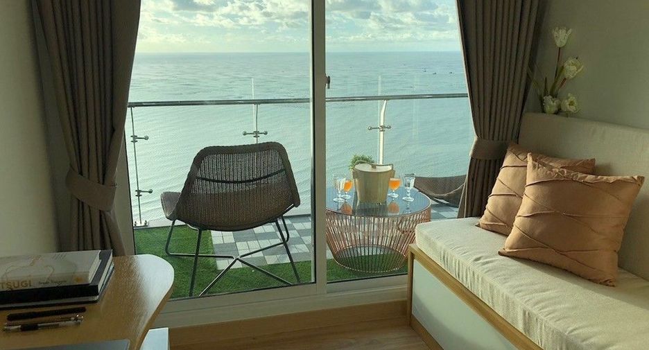 For sale 2 bedrooms condo in Si Racha, Chonburi