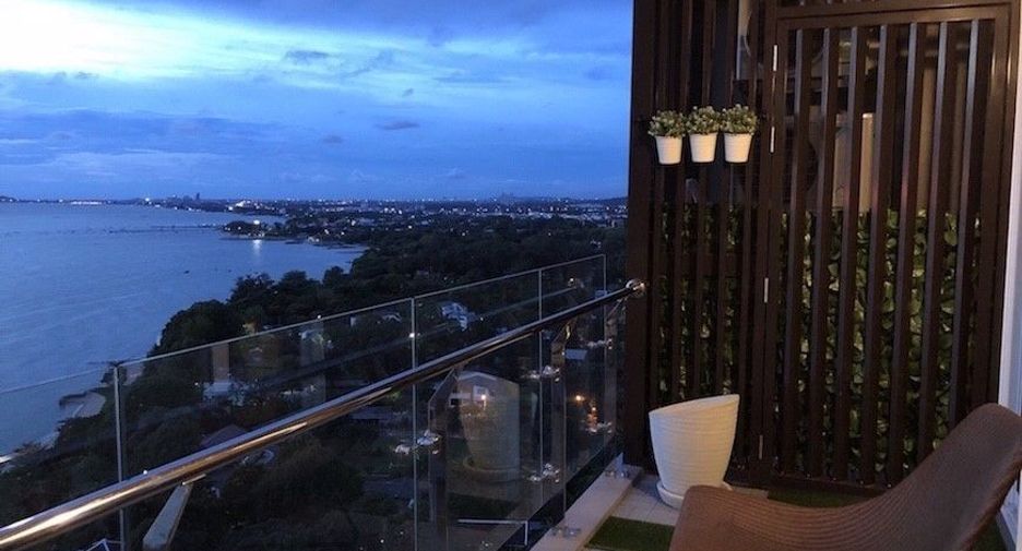 For sale 2 bedrooms condo in Si Racha, Chonburi