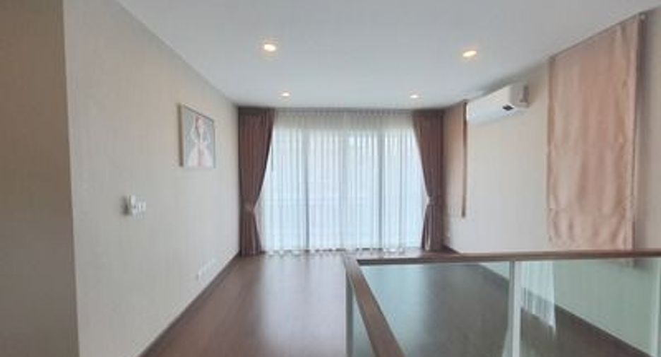 Haus zum Kauf mit 4 Zimmer in Thung Khru, Bangkok