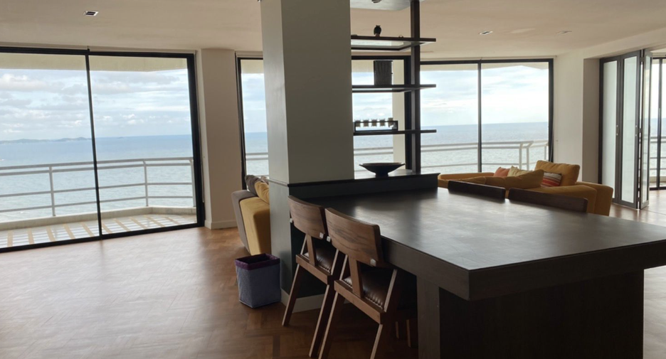 For sale 5 bedrooms condo in Mueang Rayong, Rayong