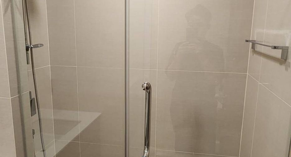 For sale 2 ベッドルーム condo in Bang Na, Bangkok