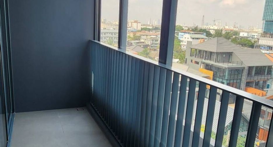 For sale 2 ベッドルーム condo in Bang Na, Bangkok