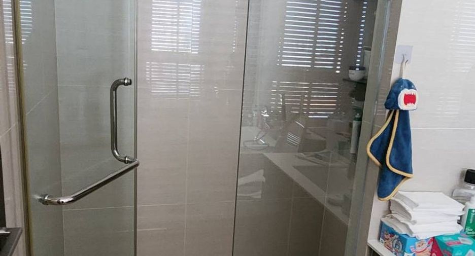 For sale 2 ベッドルーム condo in Bang Na, Bangkok