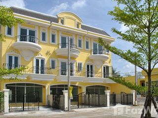 Reihenhaus zum Kauf mit 3 Zimmer in Bang Khun Thian, Bangkok