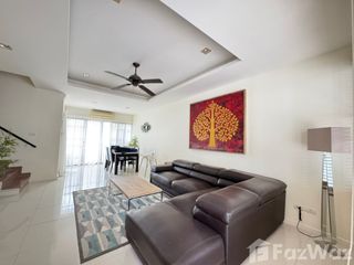 For rent 3 bedrooms townhouse in Thalang, Phuket