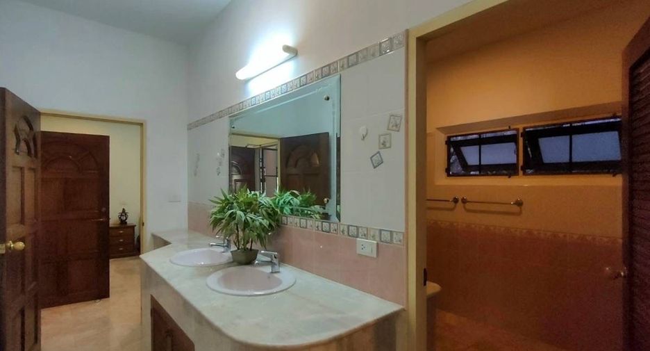 For sale 3 bedrooms house in Kathu, Phuket
