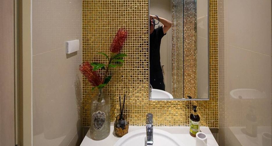 For sale and for rent 2 bedrooms condo in Yan Nawa, Bangkok
