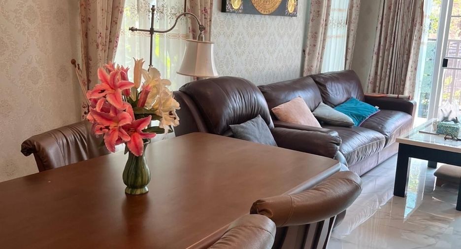 For sale 4 bedrooms villa in Kathu, Phuket