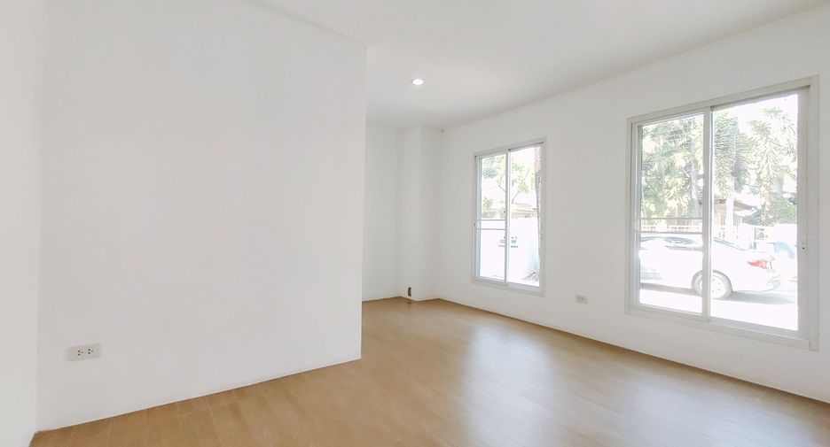 For sale 5 bedrooms house in Nong Chok, Bangkok