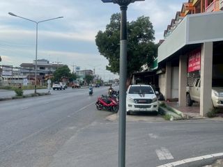For rent 2 ベッドルーム retail Space in Uthai, Phra Nakhon Si Ayutthaya