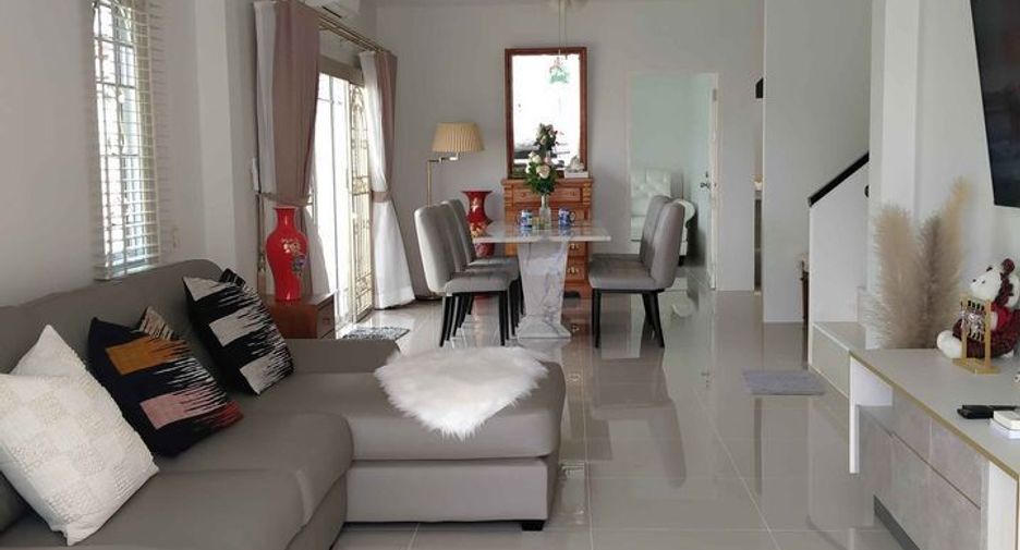 For rent 3 bedrooms house in Mueang Phuket, Phuket