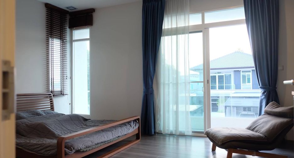 Casa en venta de 4 habitaciones en Mueang Nonthaburi, Nonthaburi