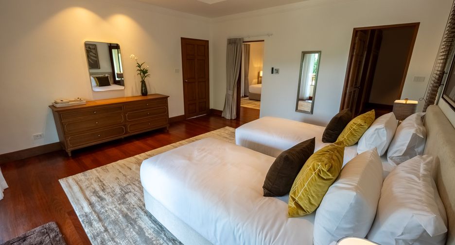 For rent 7 bedrooms villa in Thalang, Phuket